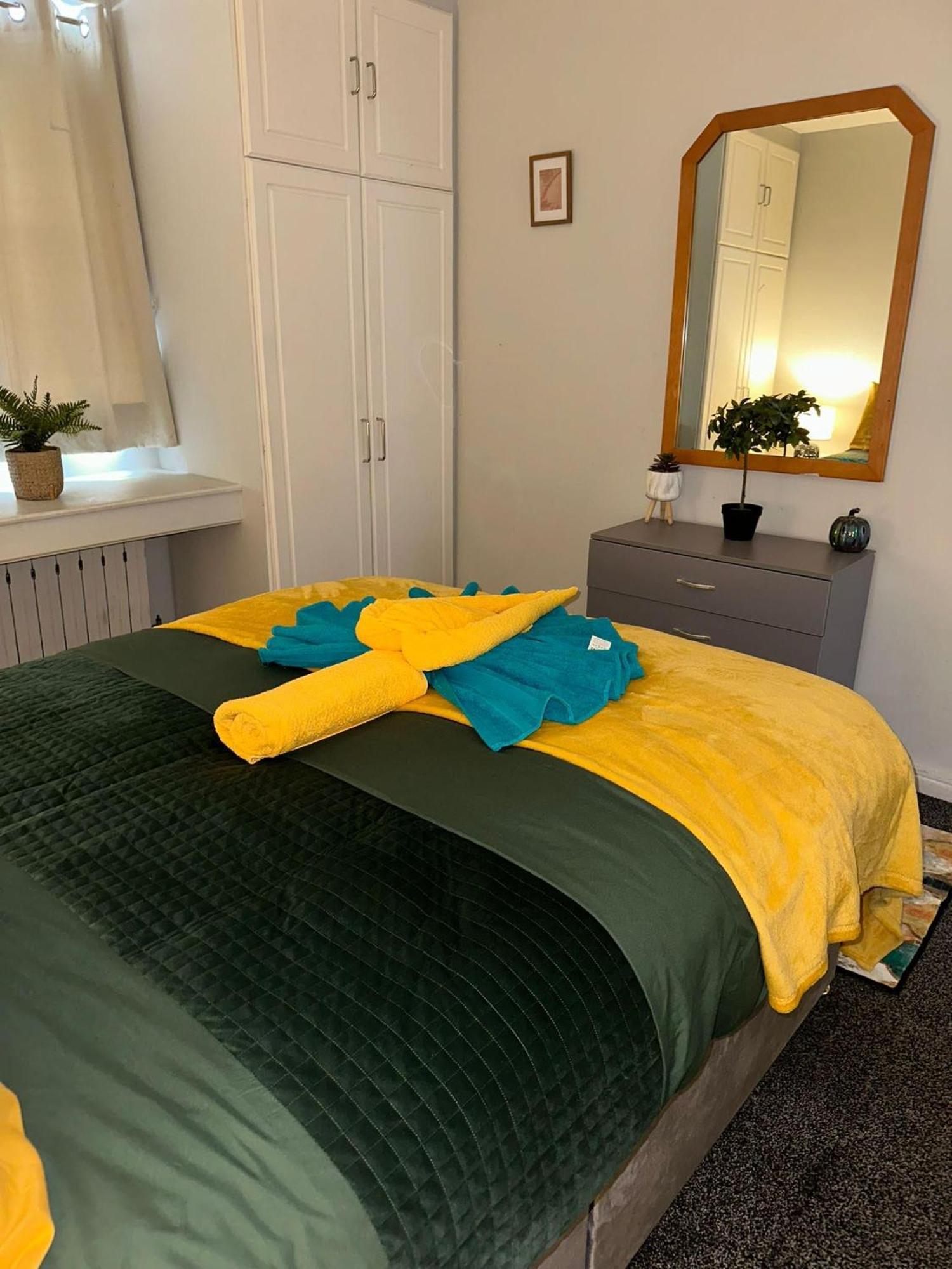 Cosy Private Two Bedroom Apartament In Kensinghton Can Fit Up To 8 Guests Лондон Экстерьер фото